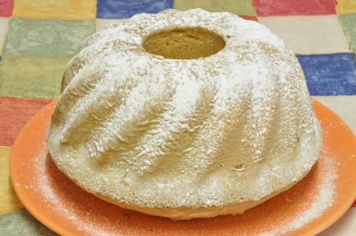 Jak uvařit bábovka s olejem? Snadné recept, připravený za 60 - 90 minut